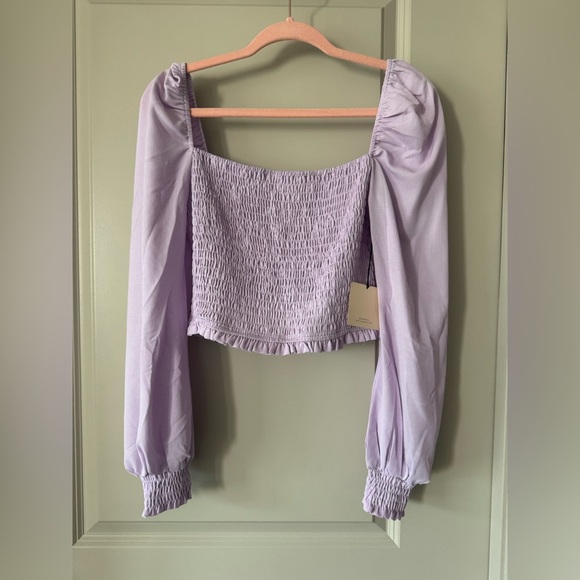 NWT Superdown Lilac Smocked Blouse l M - Picture 4 of 5